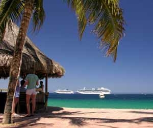 Cruise Ship Jobs can be Tough to Find for North Americans but its not Impossible